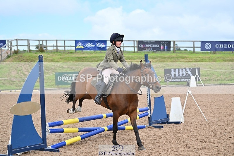 240813-155316-00101 - Clear round & 60cm