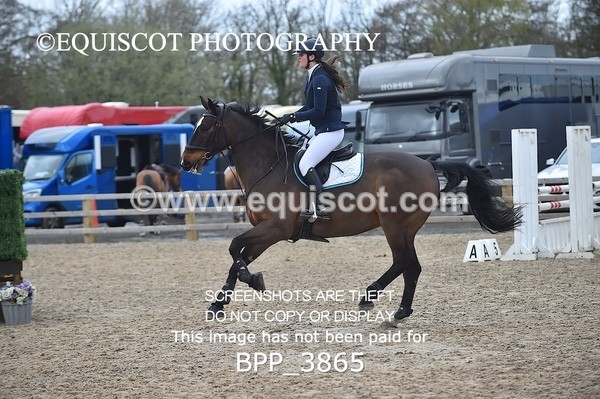 BPP_3865 - CLASS 4 Senior Newcomers/ 1.10m Open