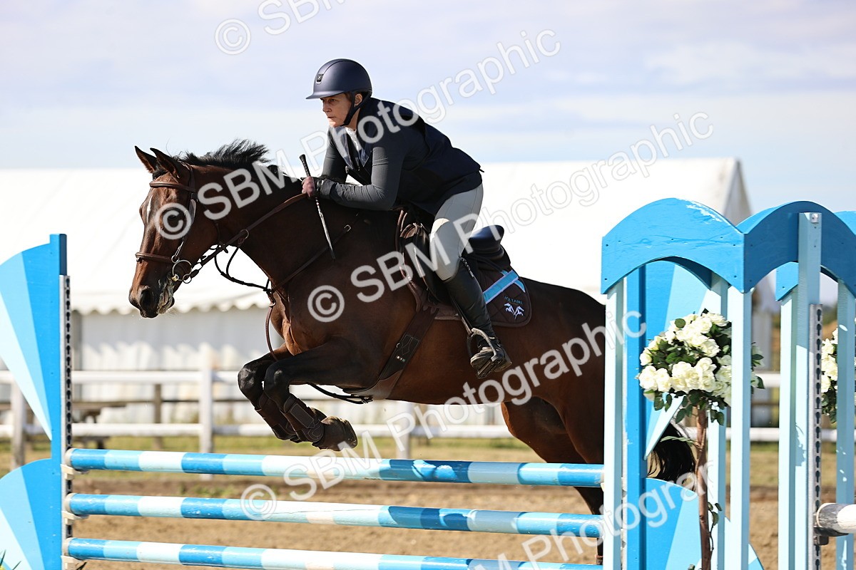 SBM_009230 - Class 7 - Senior Discovery - 1.00m Open