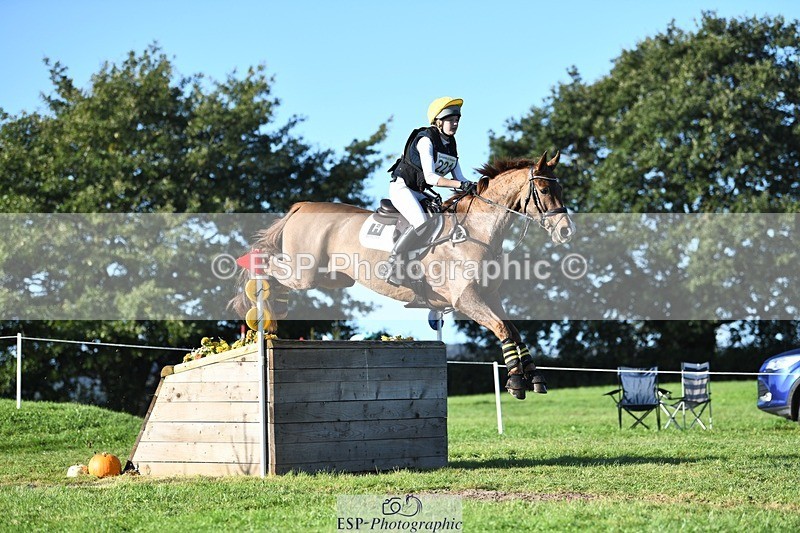 231022-102420-25626 - 221-RUBIN.MOON.SB-Gemma.Watts-XC