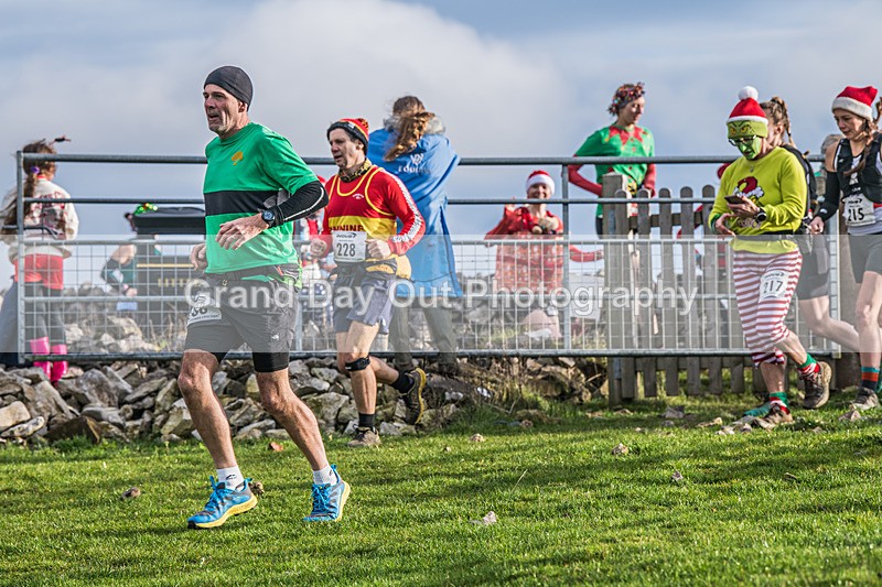 Litton-180 - Litton Christmas Cracker Fell Race (Limestone Series) Sunday 14th December 2025