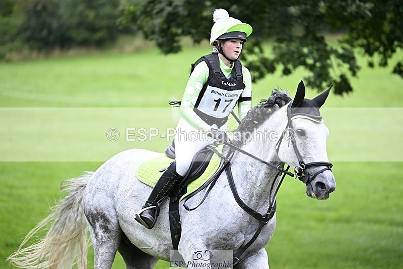 240803-120650-03887 - 017-Caitlyn_Faull-PENNINEVIEW_SUMMER