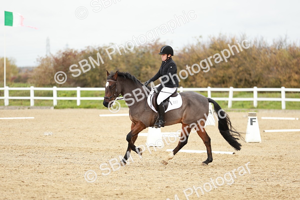 SBM_002920 - Class 8 - Novice 1