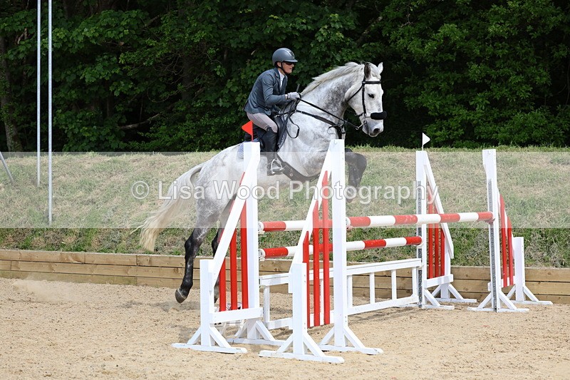 3E7A7319 - Class 7: Senior Newcomers/1.10m open