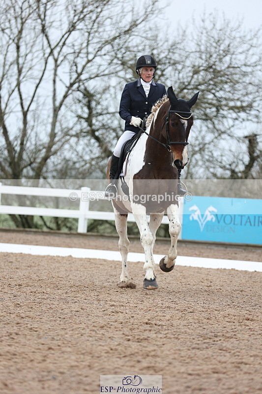 240121A-120332-01380 - Cls 12 Music Medium