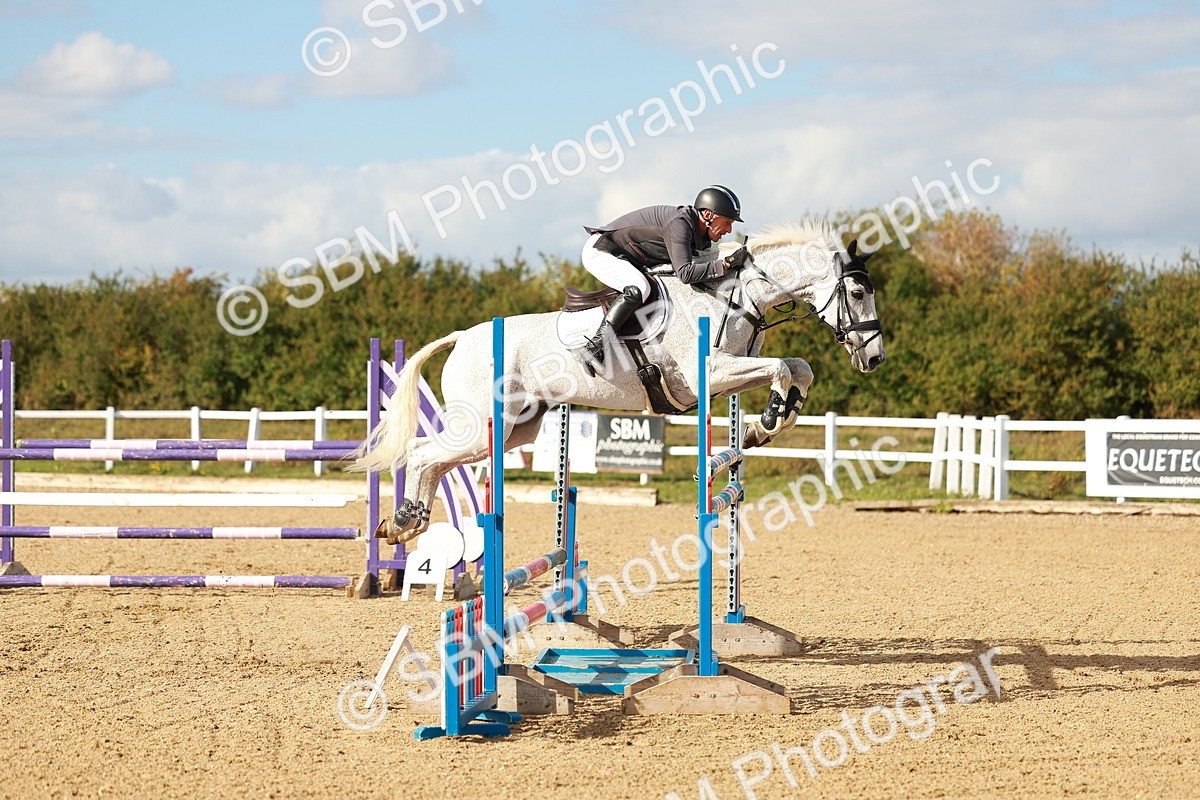 SBM_002061 - Class 5 - Senior Foxhunter - 1.20m