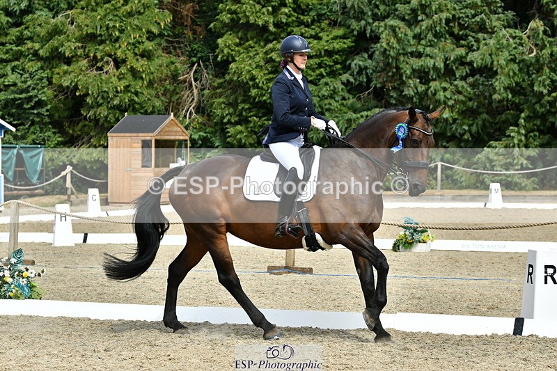 260801A-152211-04915 - PRESENTATIONS