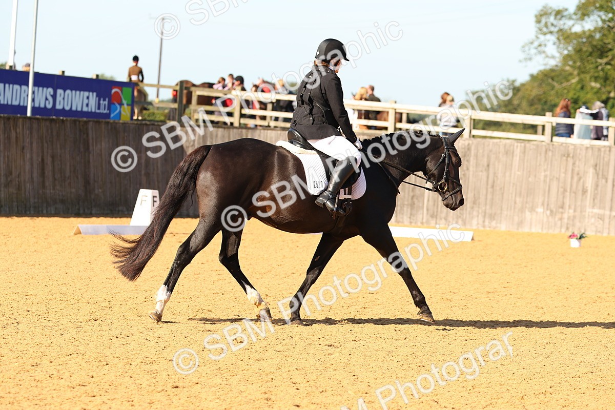 SBM_39754 - D18 - Grand Tour Championship - Novice 34