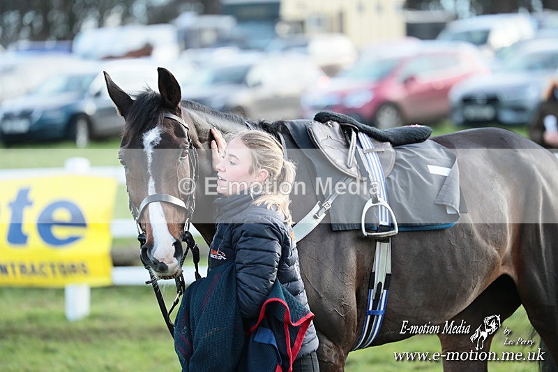 PtP 141225  1738 - New Forest Hounds PtP Larkhill 14/12/25