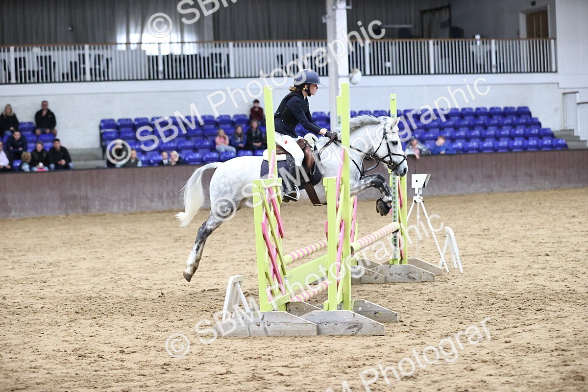 SBM_001467 - Class 5 - Henlow Veterinary Hospital 70cm