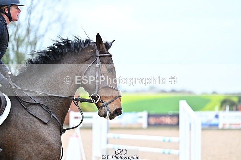 251015-104345-00094 - Cls 1 British Novice and 90cm Open