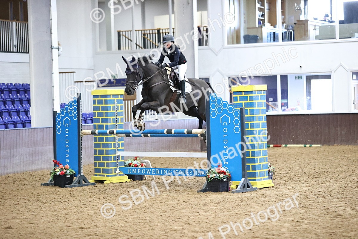 SBM_006331 - Class 16 - Senior Newcomers - 1.10m Open