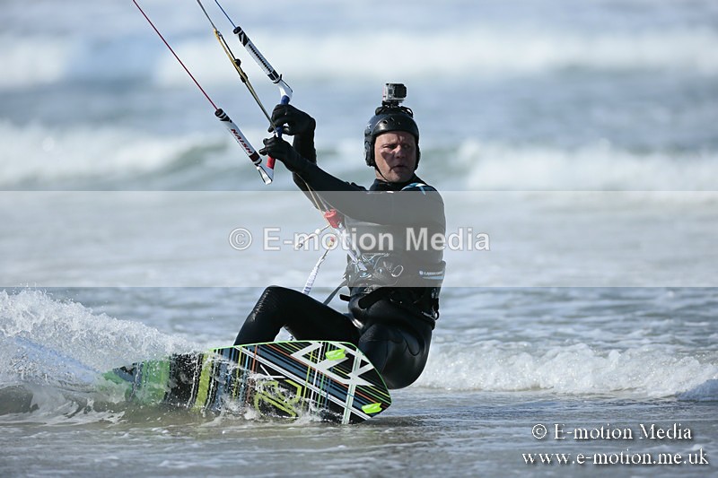 KS 020413-180 - Kite Surfing