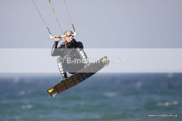 KS 290509 6 - Kite Surfing