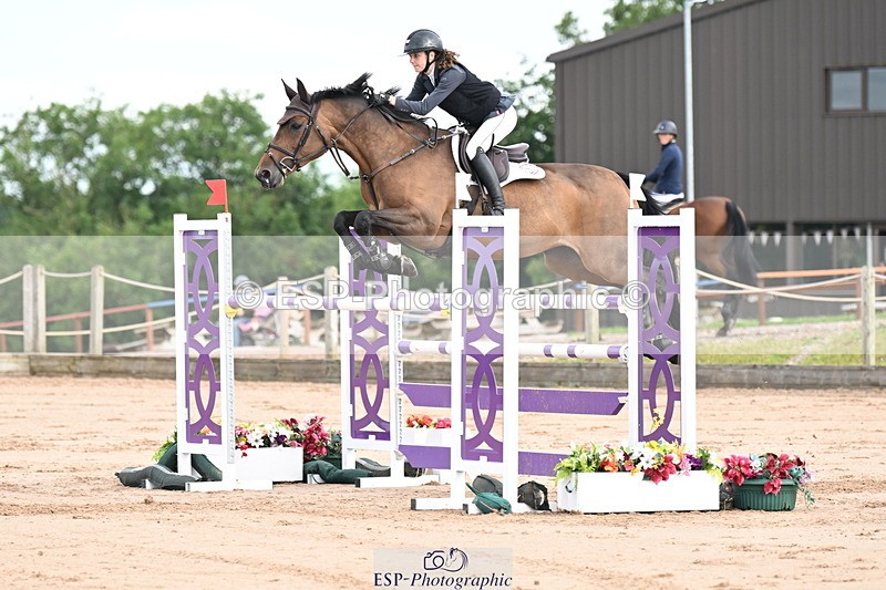 240721A-082113-16496 - Cls 20, 1 Star Gold Tour 1.35m