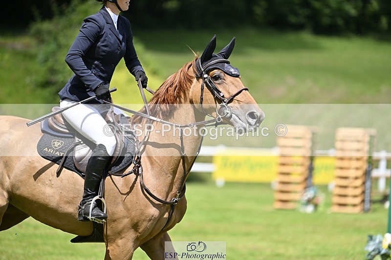 240711-122038-26890 - Cls 117 HOYS Grade C Quali 1.35m