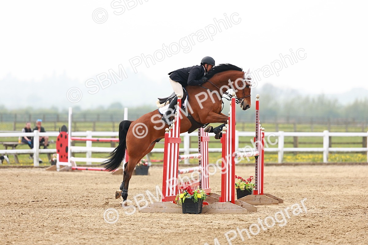  - Class 18 - Senior Newcomers - 1.10m