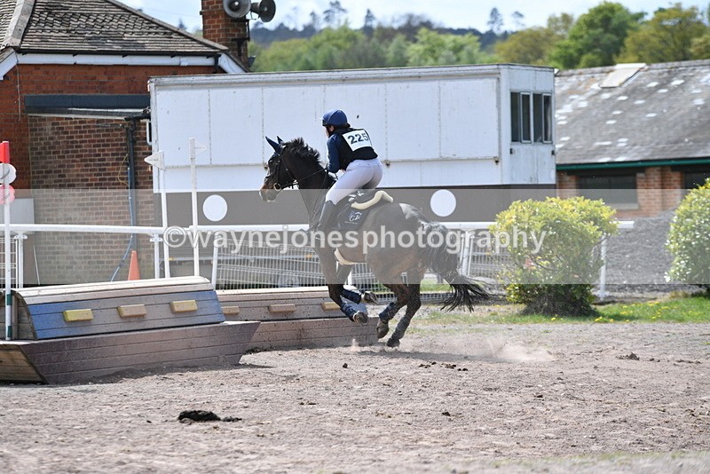 WJ5_1983 - Time 11:58 to 12:24