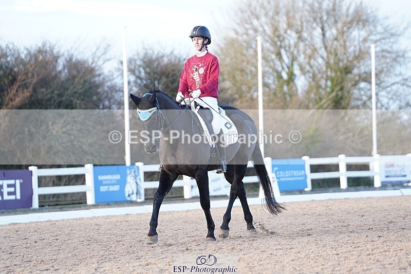 241214-154510-02228 - 131-Alys.Matravers-DARGASONS.MOON.SHADOW