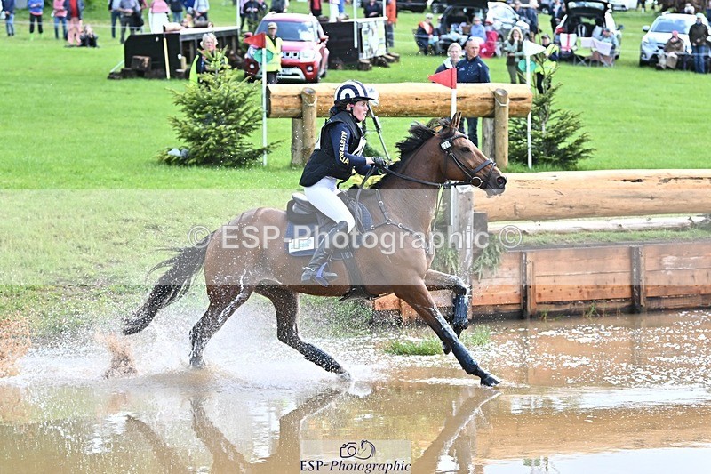 240526-113740-20605 - 425-HUMBLE_GLORY-Sophia_Hill