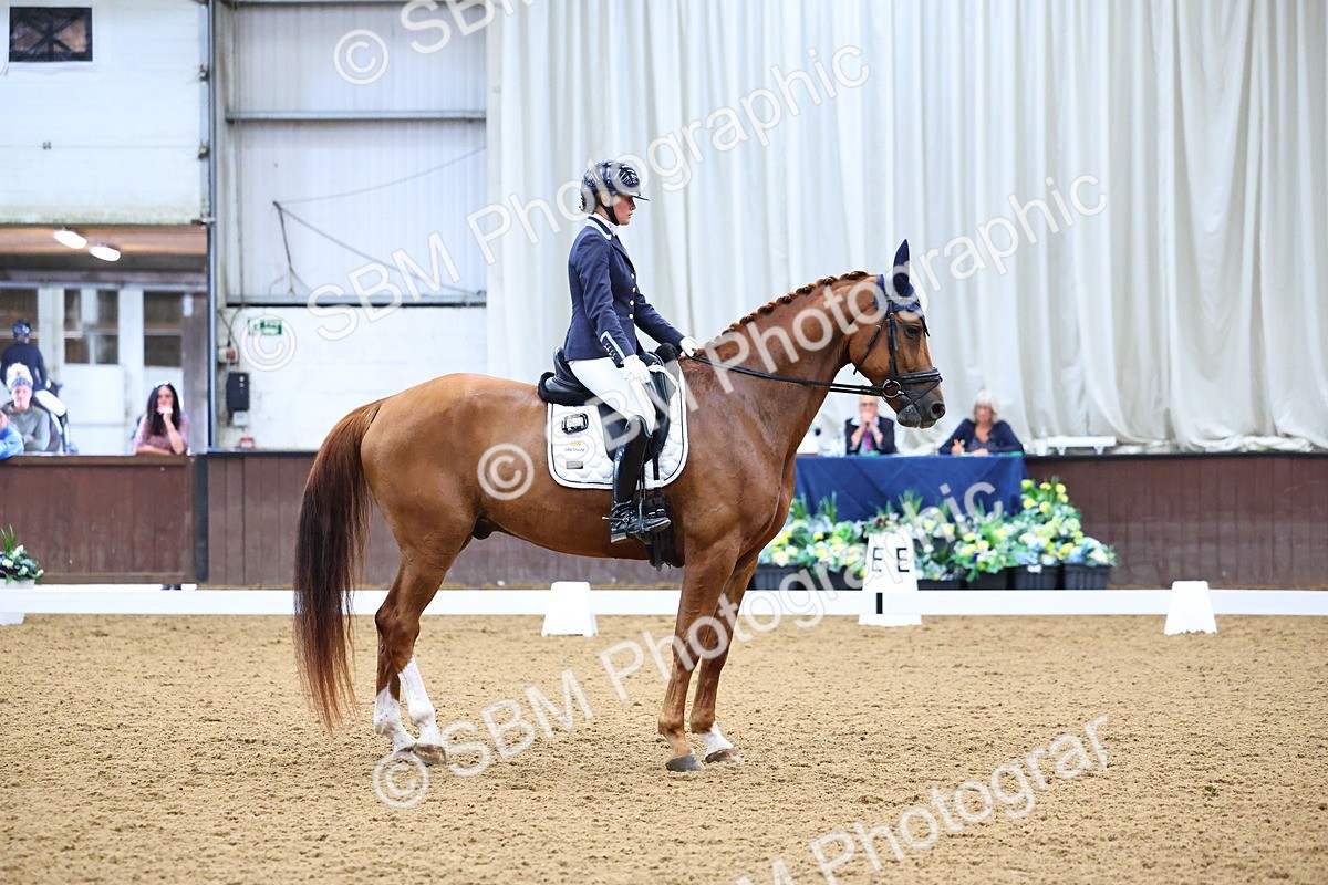 SBM_006002 - Class 5 - Novice 6 - 10.47-11.43