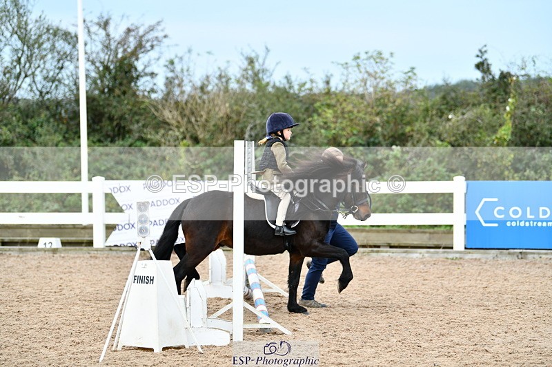 241013B-095507-00293 - Cls 1 Clear Round