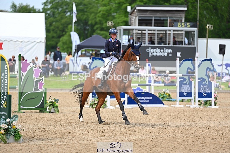 240525-152954-17758 - 449-REDFIELD_FYRE-Cassie_Sanger