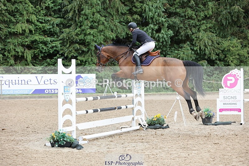 250705A-171240-16388 - Cls 37 1.05m Amateur Quali