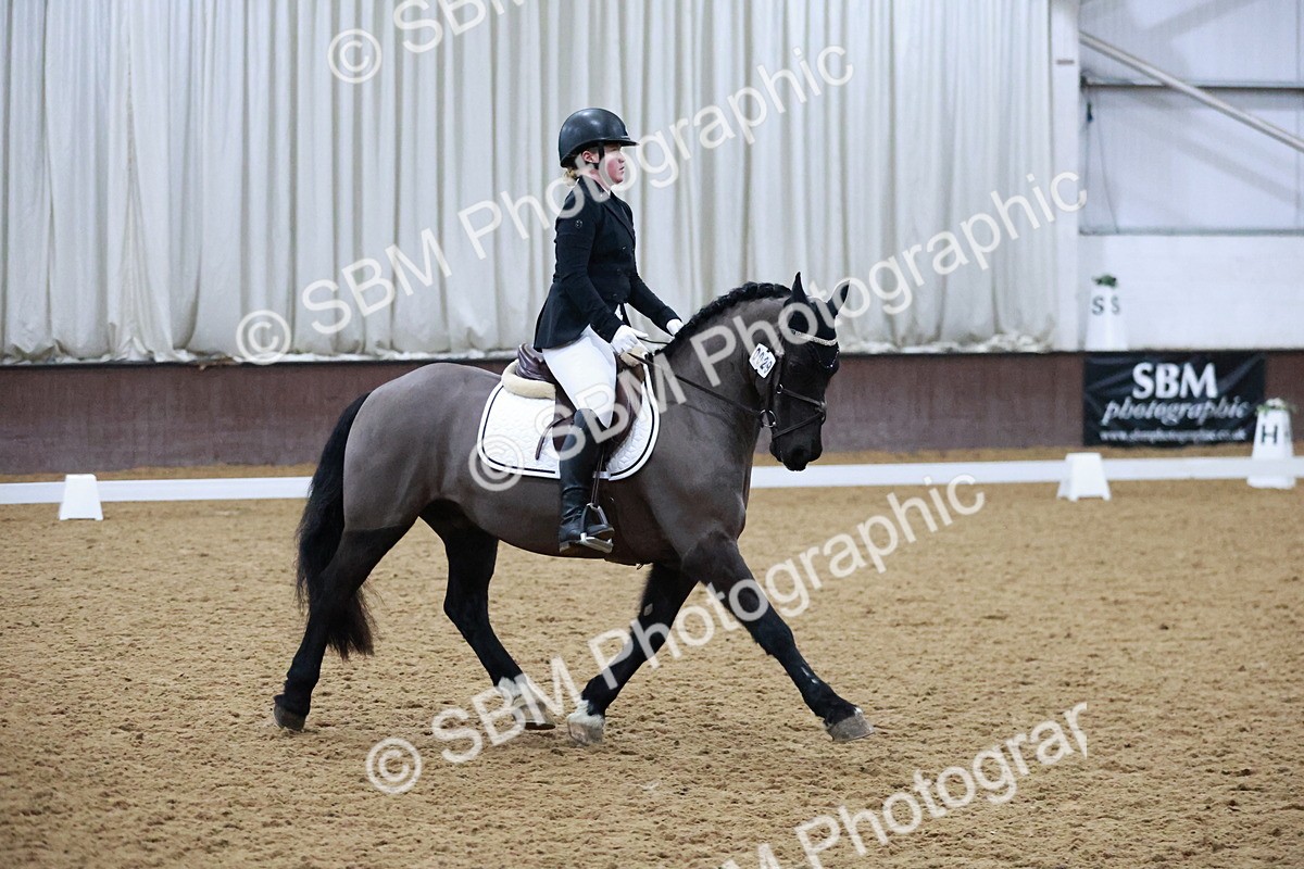 SBM_000574 - Class 7-6 - Novice 3-Novice 2