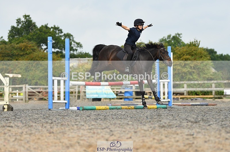 230817-111250-01881 - Kay's 2nd Group - Arena