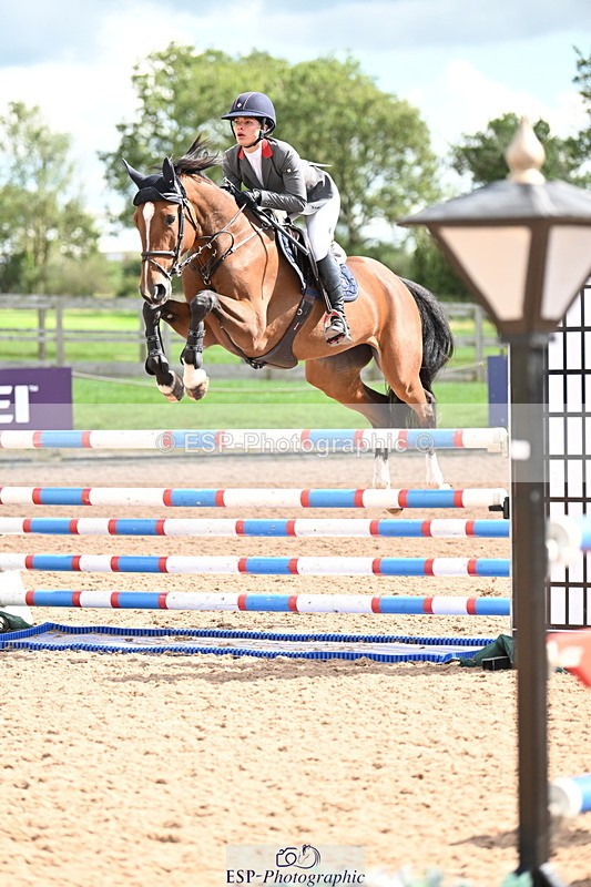 240912A-130517-01619 - Cls 3 Snr Foxhunter