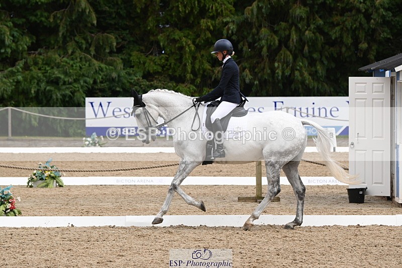 250720A-150351-12112 - 103-Olivia.Van.Grudgings-Pencarder.Cry.for.the.Moon