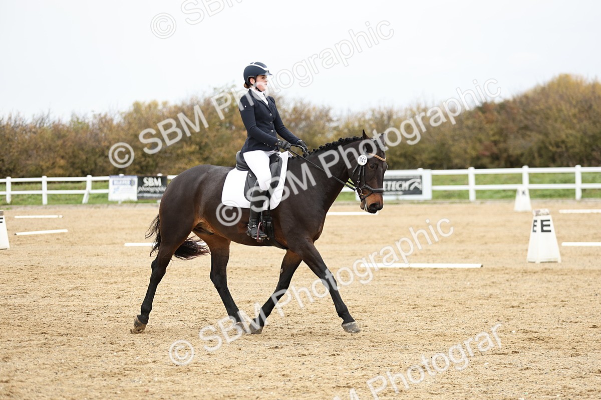 SBM_002983 - Class 8 - Novice 1