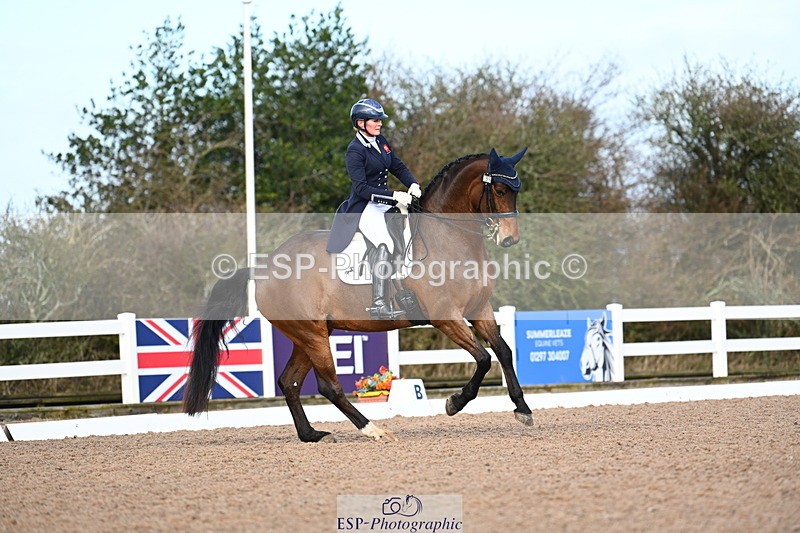 240218A-111410-06160 - 199-Nicola.Buchanan-St.Giles.flamboyant