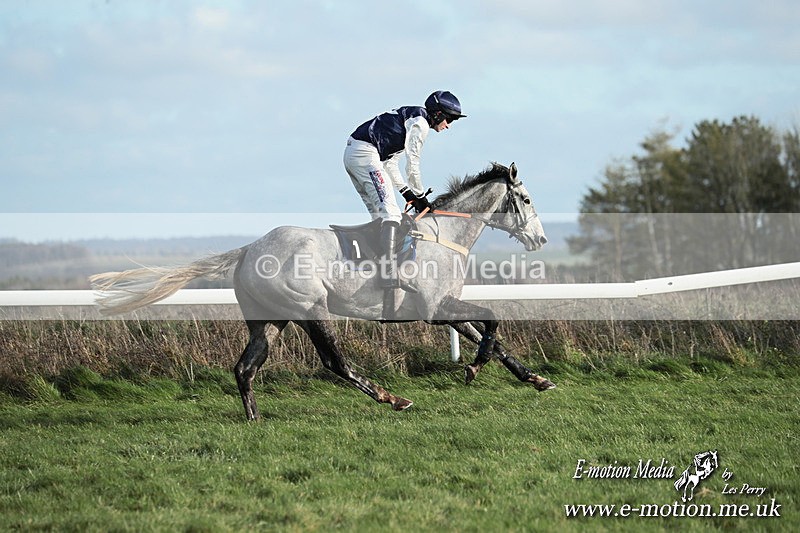 PtP 141225  1690 - New Forest Hounds PtP Larkhill 14/12/25