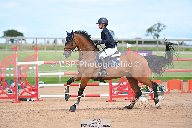 230721A-154241-07385 - Cls 10, 2 Star Big 1.45m Start to break