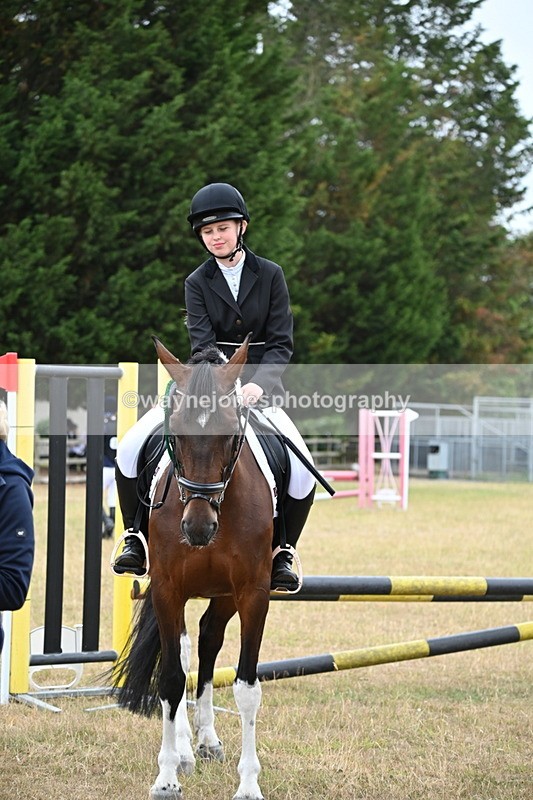 WJ6_0453 - Class 13 Novice Jumping 60cm
