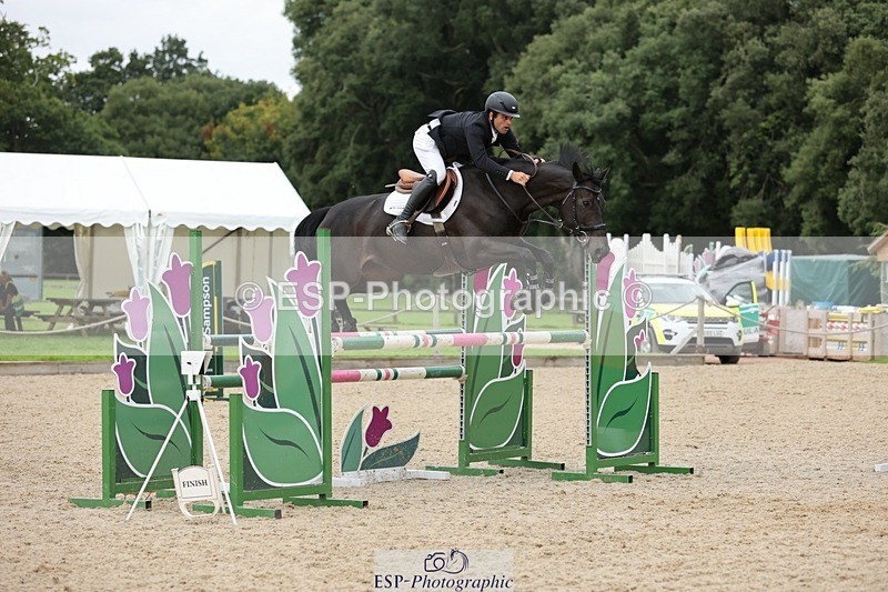 240817-154317-02752 - 06A Snr Fox 1.20m open