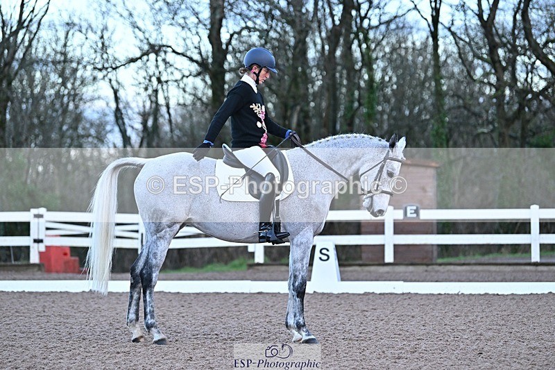 241214-084431-00812 - 141-Sophie.Hawke-RAINBOW.DREAM