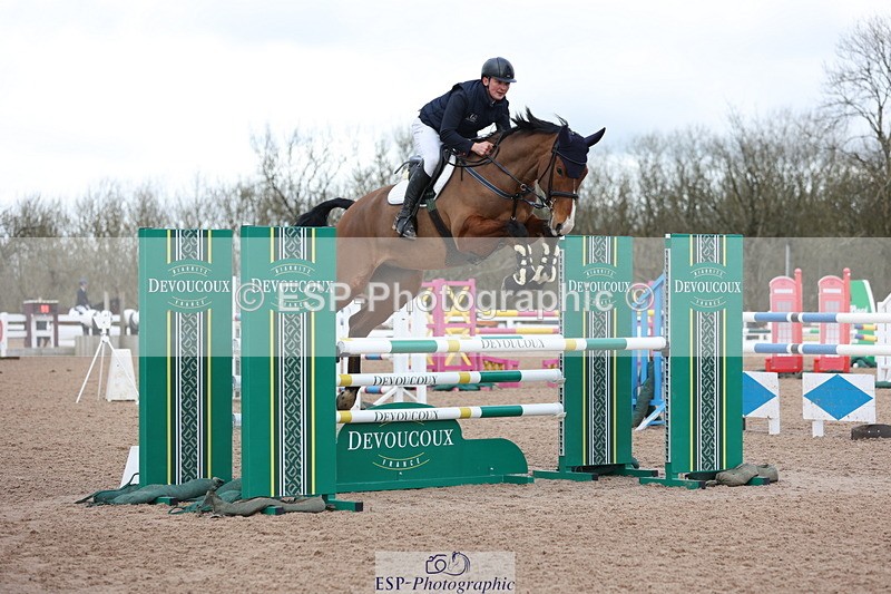 240223A-130011-01312 - Cls 5 Newcomers and 1.10m Open