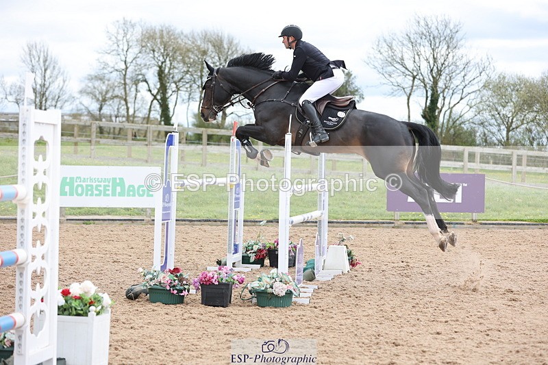 240419A-124657-07435 - Cls 6, 2 Star Medium Tour 1.35m