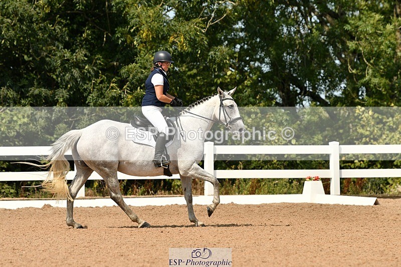 250817-120707-08767 - 099-Essie.BarkerBloody.Nora