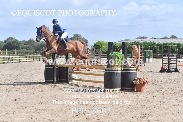 BPP_3607 - CLASS 4 Senior BritiNovice/ 90cm Open