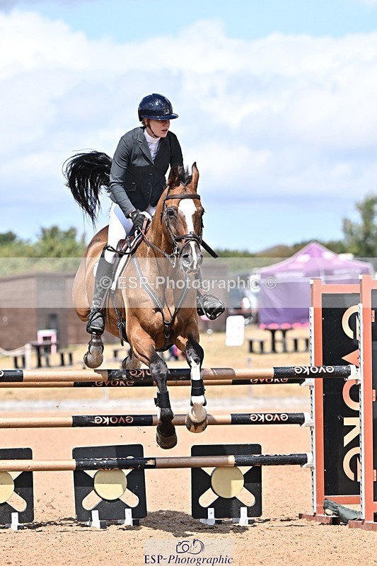 260819-143108-01118 - Cls 6 Foxhunter and 1.20m