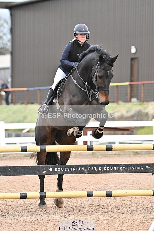 241206-124111-00787 - Cls 5 Newcomers and 1.10m Open