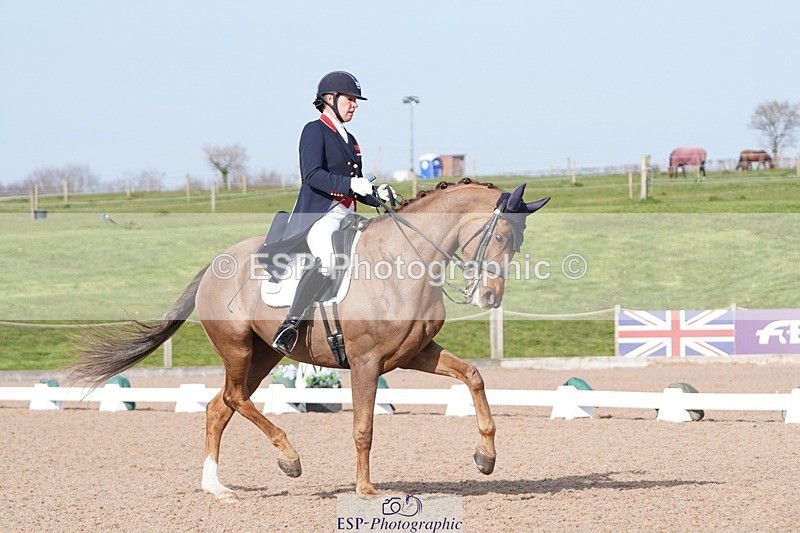 250404-162556-07710 - 138-fiona.bigwood-Donna.Bella