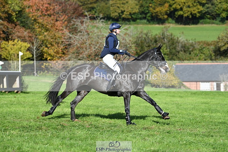 251024A-125119-11746 - B-144-Annabel.Carthy