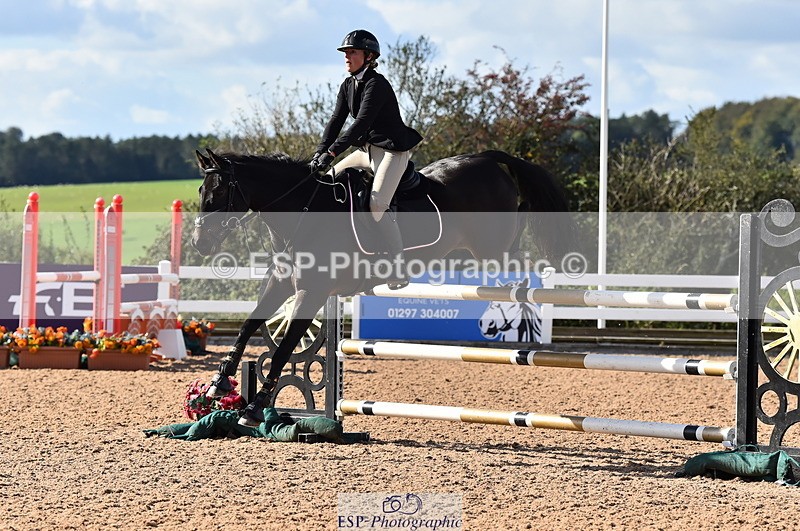 231014A-140520-05207 - Cls 15 1.05m Amateur Q 2nd R