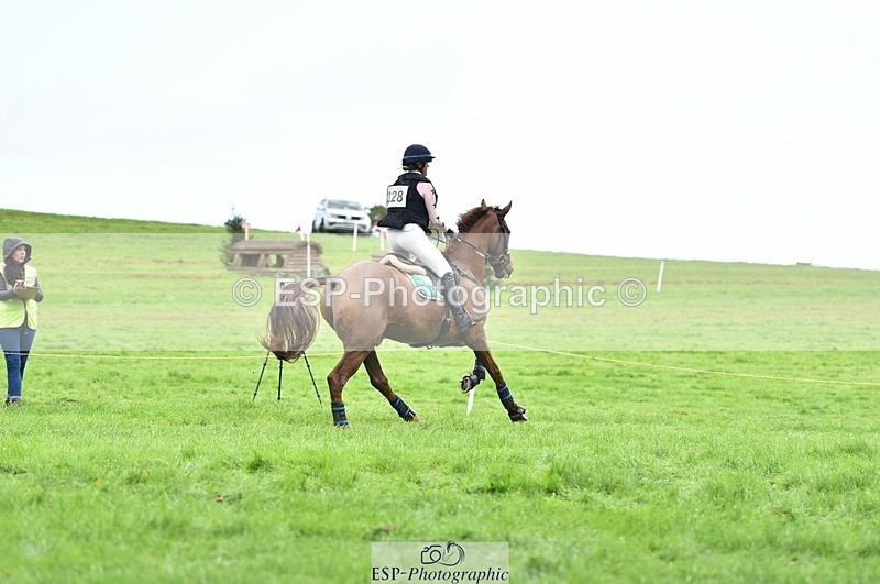 231022-133330-28887 - 328-EROMENOM.JJ-Louise.Kennedy-XC