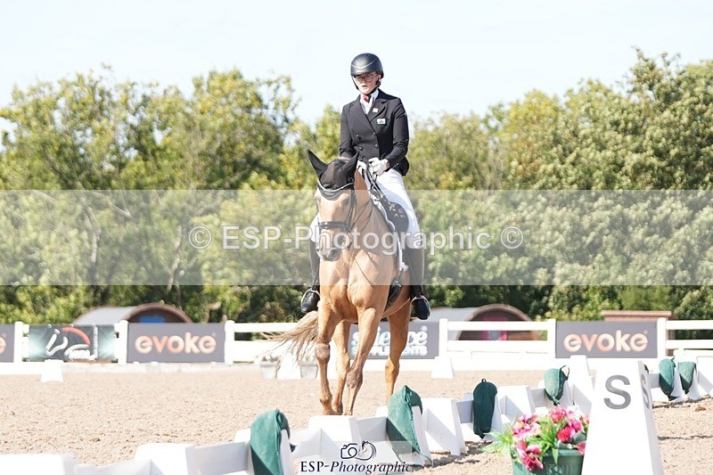 250906-154745-04864 - 054-Amy.Louise.LloydDiva.Royale